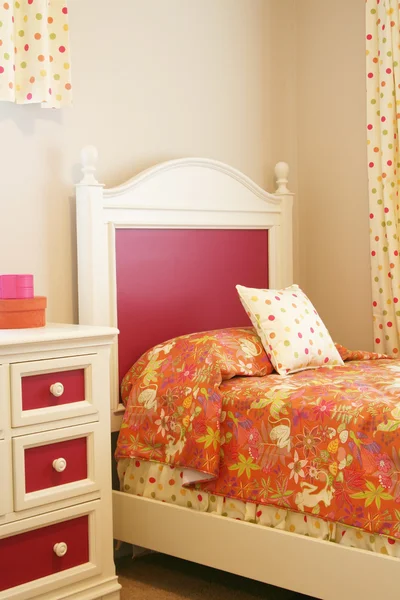 Küçük kızların yatak odası Stok Resim