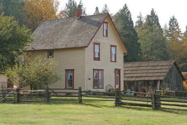 Heritage home, rural clipart