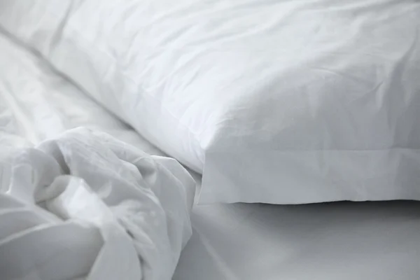 Close up of bedding sheets and pillow — Stock Photo, Image