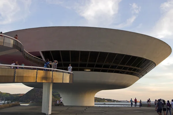 Muzeum moderního umění oscar Niemeyer - Brazílie — Stock fotografie
