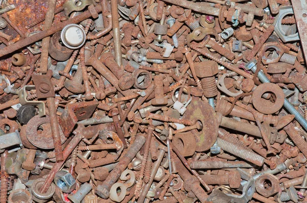 生锈的钢螺栓、 垫圈和螺母 — 图库照片