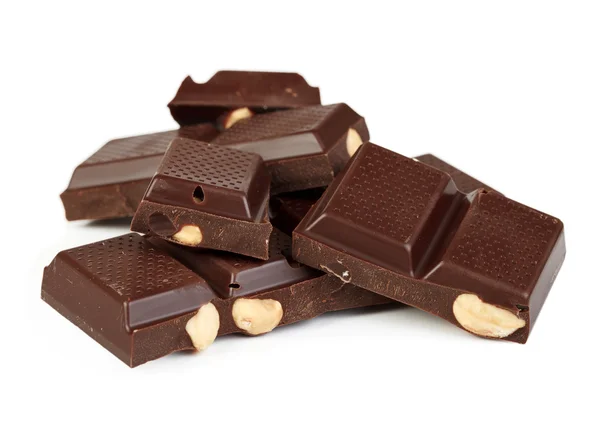 白で隔離されたおいしいダークチョコレートのプラリネ — ストック写真