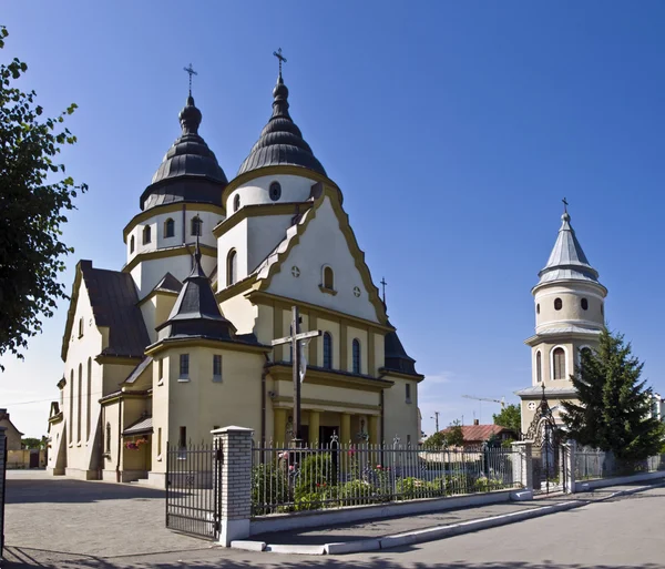 王であるキリスト教会のウクライナ イヴァーノ ＝ フランキーウシク市 — ストック写真