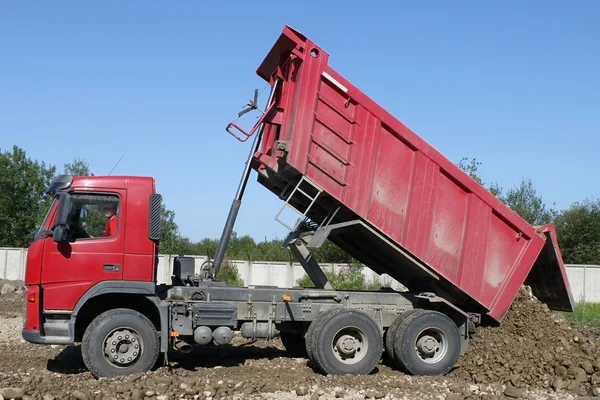 Damperli kamyon — Stok fotoğraf