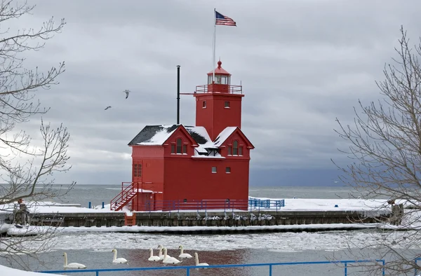 Red Lighthouse in Winter — Stock Photo, Image