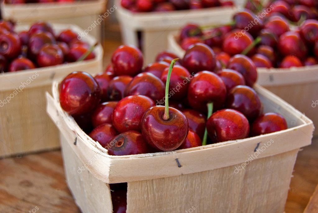 Cherries in Boxes Stock Photo by ©jentara 11051015