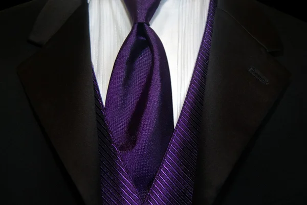 Derin mor kravat — Stok fotoğraf