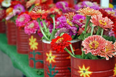 Canned Zinnias clipart