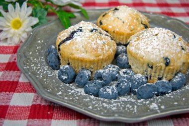 Taze yabanmersini muffins