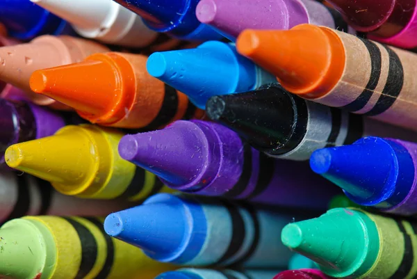 Nuevos crayones — Foto de Stock