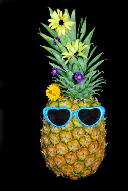 Sunglasses on a pineapple clipart