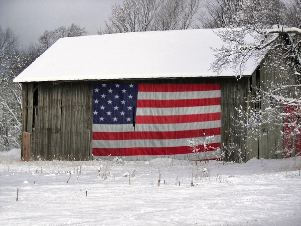American barn in winter — Stock Photo, Image