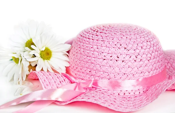 Százszorszépek a rózsaszín kalapot — Stock Fotó