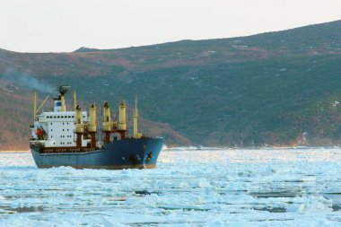 Dry-cargo ship clipart