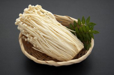 Enokitake