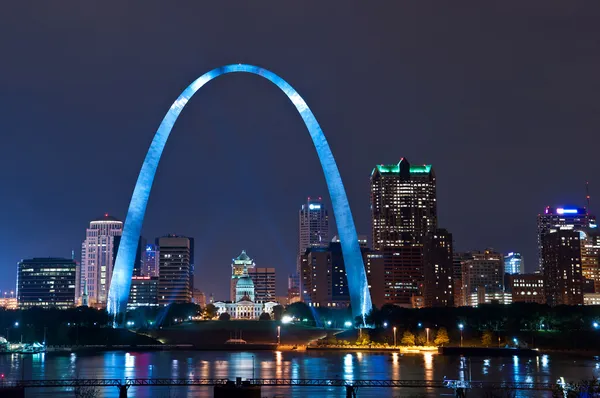 Cidade de St. Louis . Fotos De Bancos De Imagens