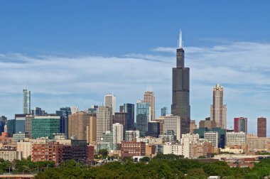 Willis Tower and skyline of Chicago.