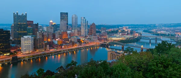Panorama panoramę Pittsburgh. — Zdjęcie stockowe