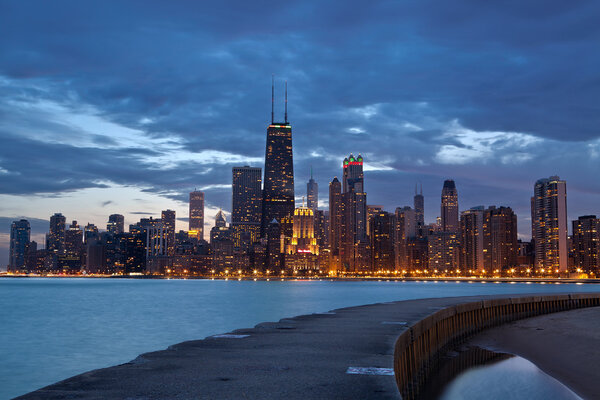 Twilight blue hour at city of Chicago.