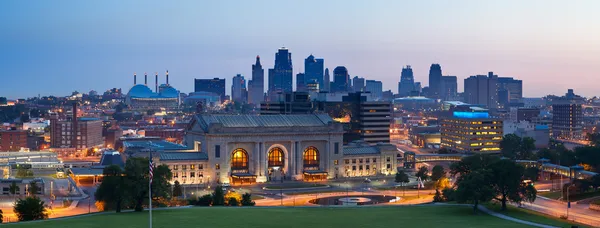 Panorama pejzaż Kansas city. — Zdjęcie stockowe