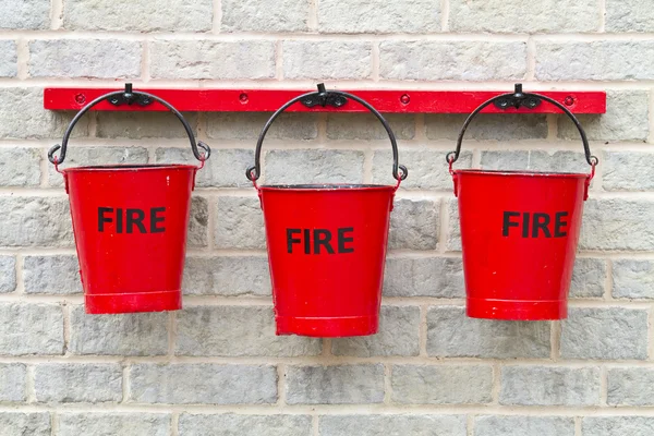 Tři oheň kbelíky — Stock fotografie