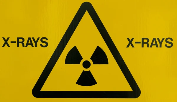 X 線の警告サイン — ストック写真