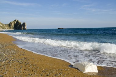 Görünüm durdle doğru sahil boyunca kapı dorset, İngiltere