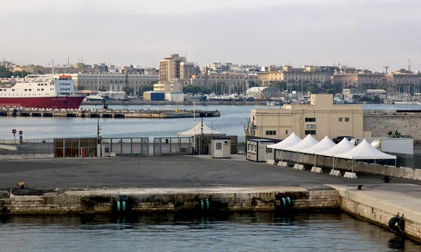 Seaport. Bari, Italy. — Stock Photo, Image