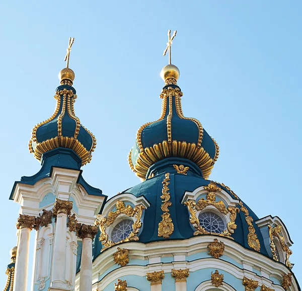 Twee orthodoxe koepels — Stockfoto