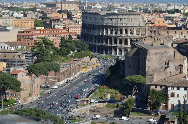 Colosseum, Řím, Itálie — Stock fotografie