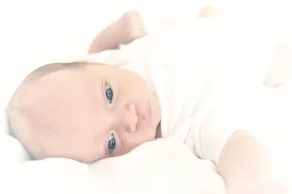 Baby plus bílá — Stock fotografie