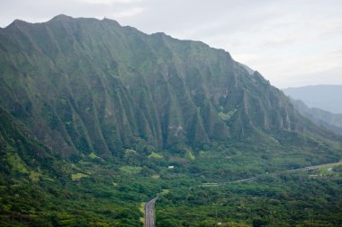 Ko'olau Mountains, Oahu, Hawaii clipart