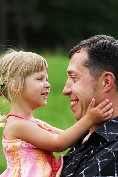 Young father with his daughter — Stock Photo, Image
