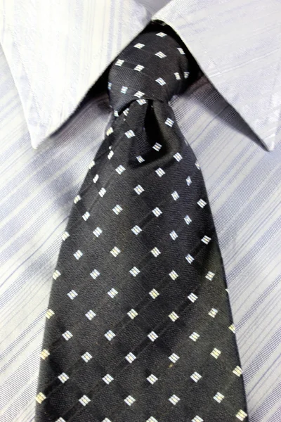 Cravate sur une chemise — Photo