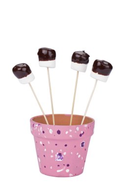 pembe bir pot sopa deldi marshmallows ayarlayın