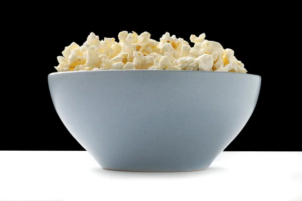 Bowl of pop corn — Stockfoto
