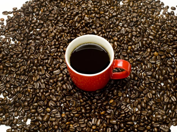 Kaffe i röd mugg — Stockfoto