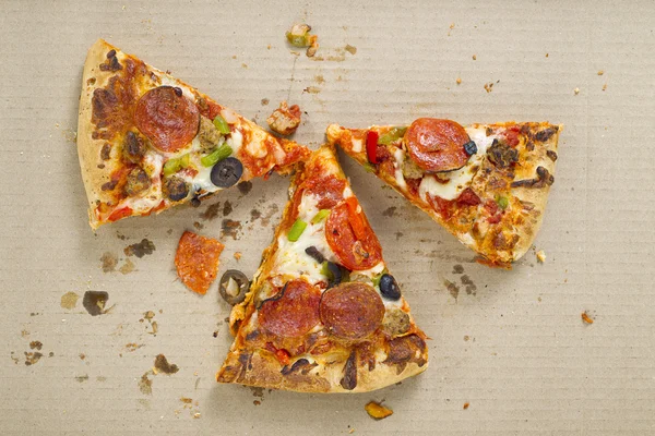 3 つのスライスのピザ — ストック写真