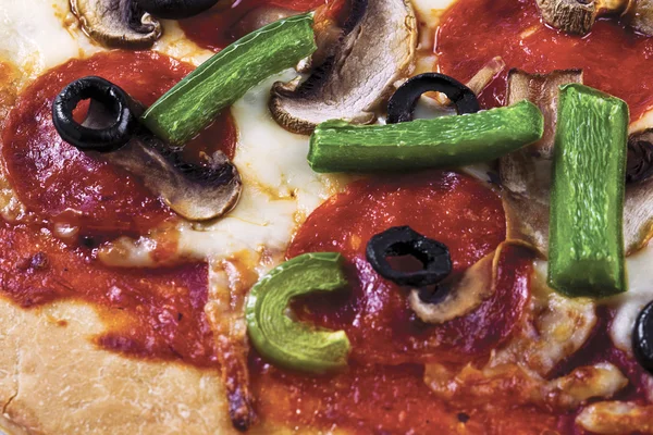 Pepers en kaas pizza — Stockfoto