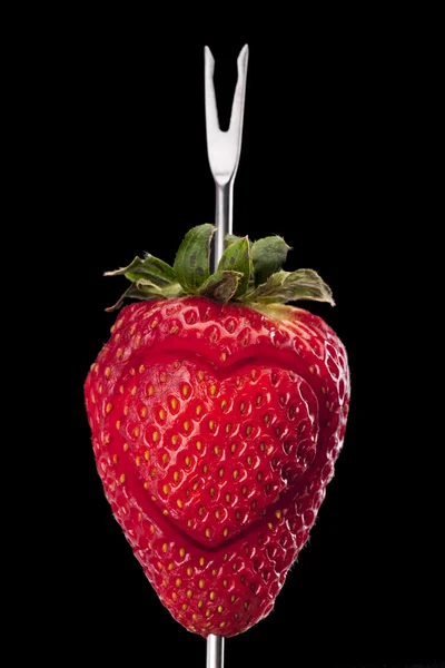 Erdbeere am Stiel — Stockfoto