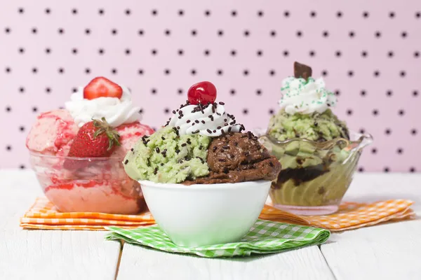 Three flavors of ice cream on the bowl — Stock Photo, Image