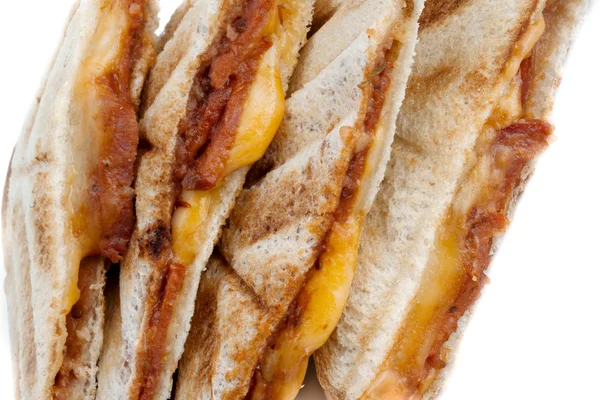 Rostad smörgås med skinka och ost — Stockfoto