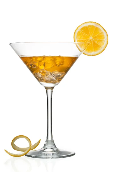 Weergave van sinaasappelsap in martini — Stockfoto