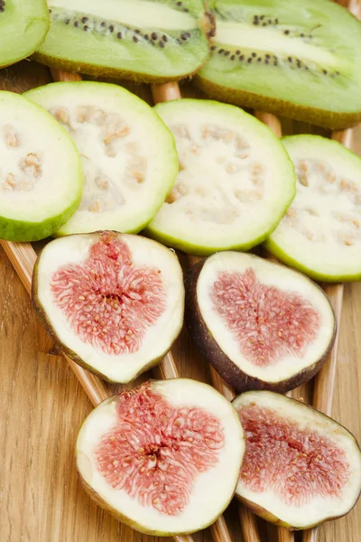 Kiwi fig en guave vruchten Stockfoto