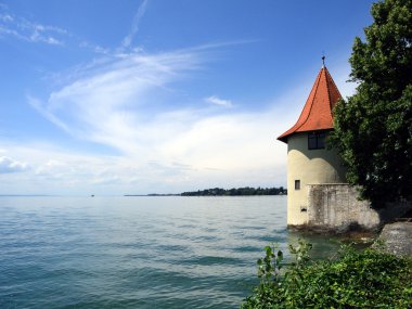 Dergi kulede: lindau