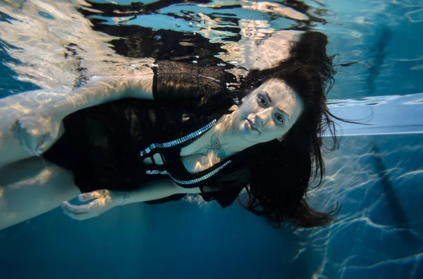 Wellnessblick unter Wasser — Stockfoto