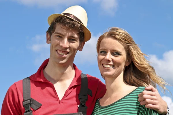 Dutch farmer and his wife in the ountryside — Stock Photo, Image