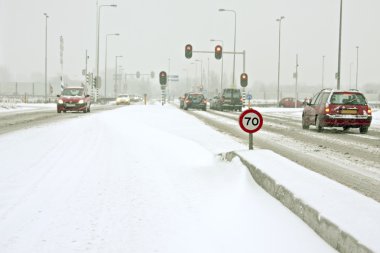 Hollanda amsterdam yakınındaki kış kar fırtınasında içinde ünlü a9