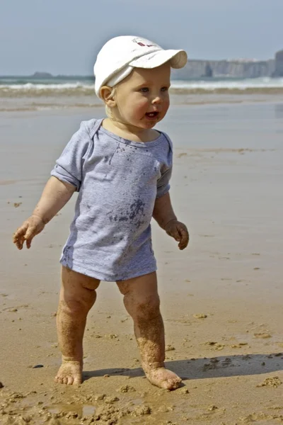 Cute little baby boy at the beach — Stock Photo, Image