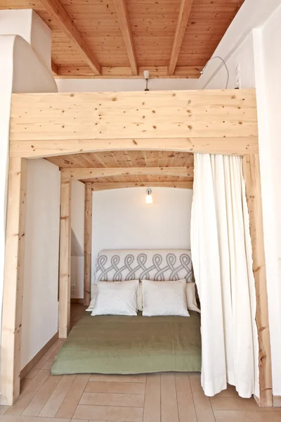 Wbudowana sypialnia — Zdjęcie stockowe